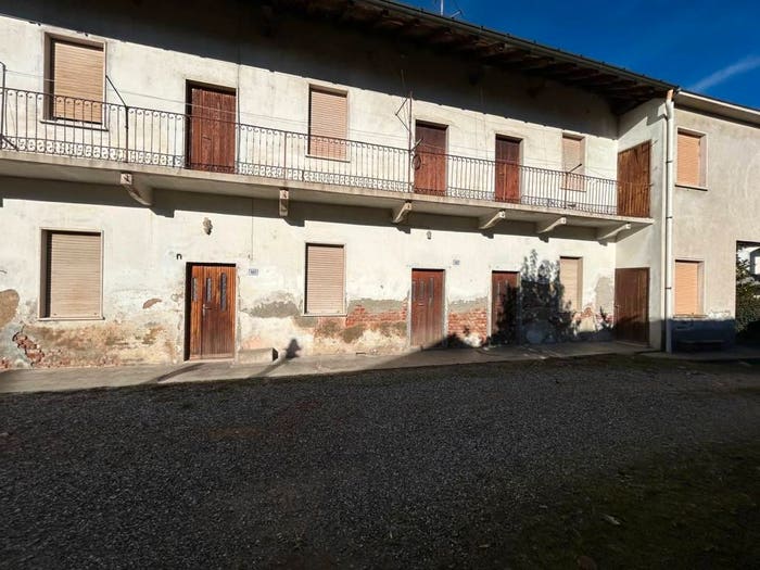 Casa con 6 locali in vendita in Via Montello, Centro, Cavaria con Premezzo