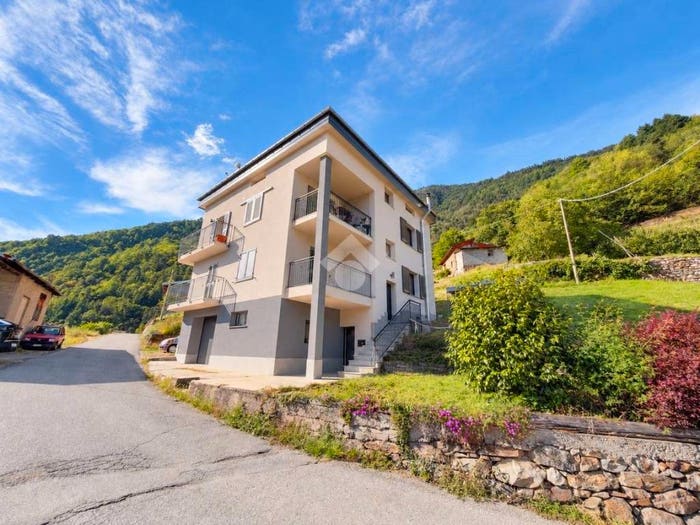 Casa con 6 locali in vendita in Via S Stefano, Tirano