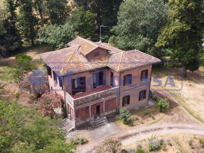 Casa con 6 locali in vendita in Via Martiri, Centro, Villamarzana
