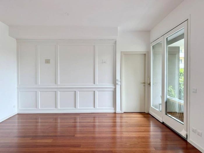 Appartamento trilocale in vendita in Via California, Dezza, Milano