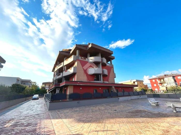 Appartamento trilocale in vendita in Via GBPergolesi, Semicentro, Aprilia