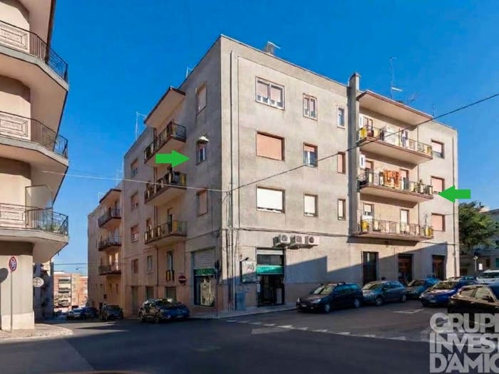 Appartamento con 5 locali in vendita in Via Cesare Battisti, Centro, Cisternino