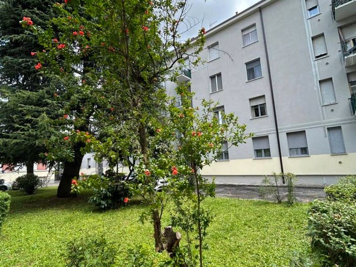 Appartamento trilocale in vendita in Via Assietta, Affori, Milano