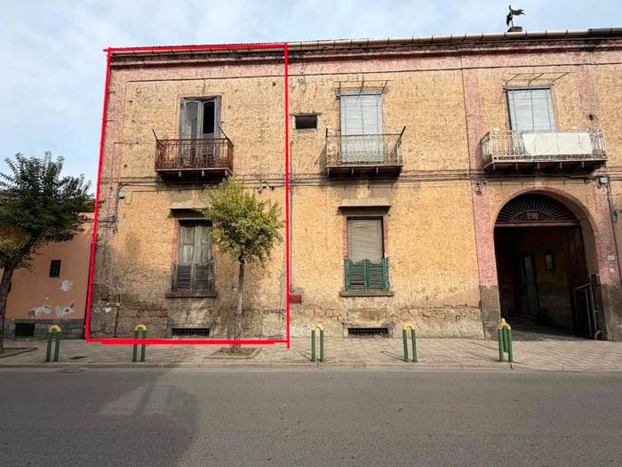 Appartamento trilocale in vendita in Via Giovanni Soriano, Centro, Acerra