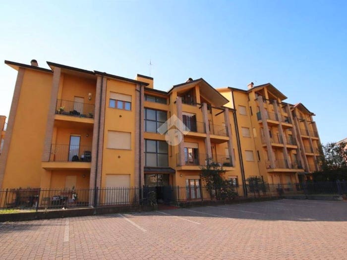 Appartamento bilocale in vendita in Via statale, Perego, La Valletta Brianza