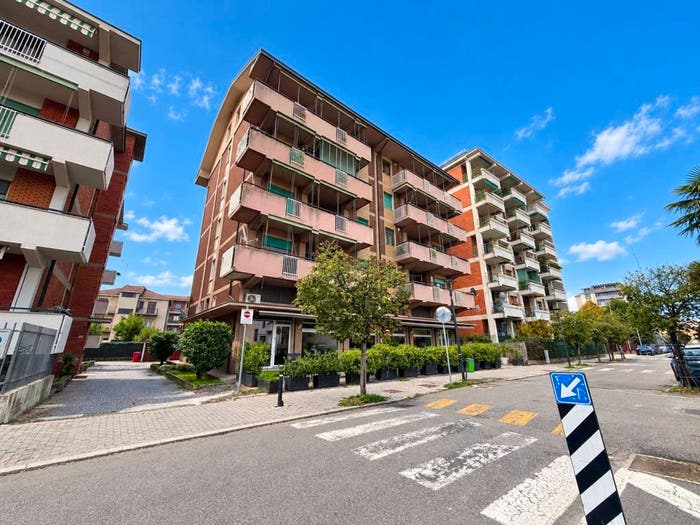 Appartamento monolocale in vendita in Via dei Platani, Melegnano