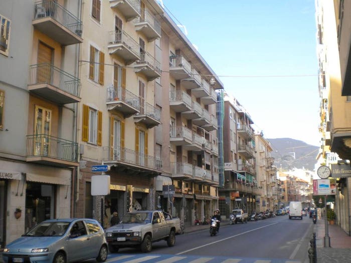 Appartamento bilocale in vendita in Via Leonardo da Vinci, Via Roma Borgo Barusso, Alassio