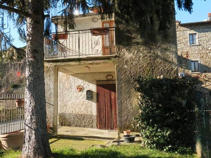 Casa con 6 locali in vendita in Loc Zenna No Number, Capolona