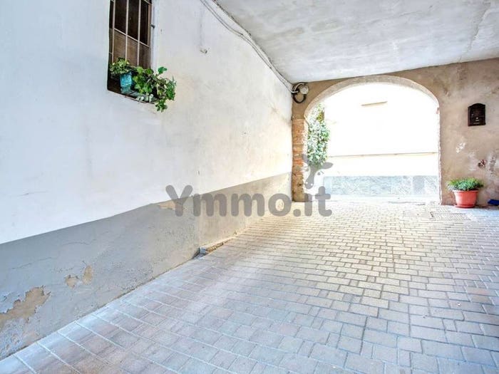 Appartamento quadrilocale in vendita in Via Gerli Arioli, Centro, Gavirate