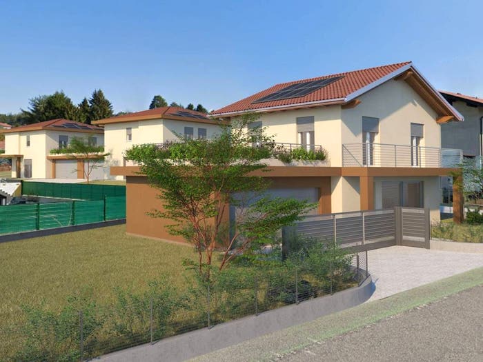 Casa quadrilocale in vendita in Via Felice Cavallotti, Centro, Vergiate