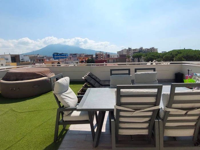 Appartamento trilocale in vendita in Via Giosuè Carducci, Centro, Volla
