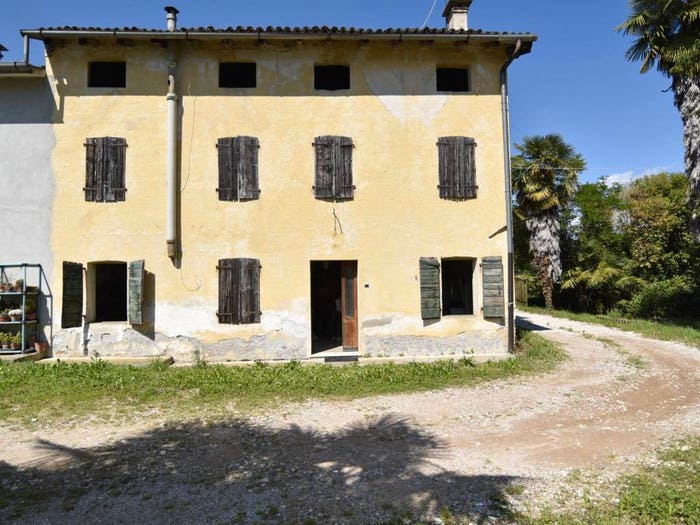 Casa quadrilocale in vendita in Piazza Onè, Oné, Fonte