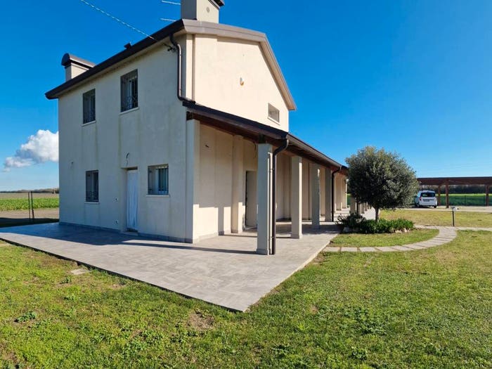 Casa bilocale in vendita in Via Valle Staffano, Comacchio Città, Comacchio