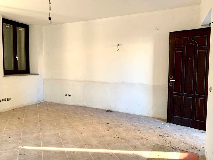Appartamento trilocale in vendita in via Carlo Bianchi, Centro, Inverigo
