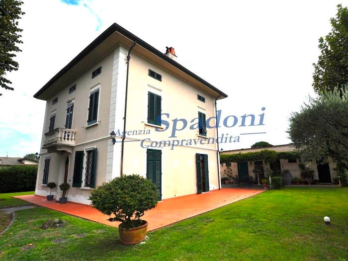 Casa con 6 locali in vendita in Via Valdinievole, Fucecchio
