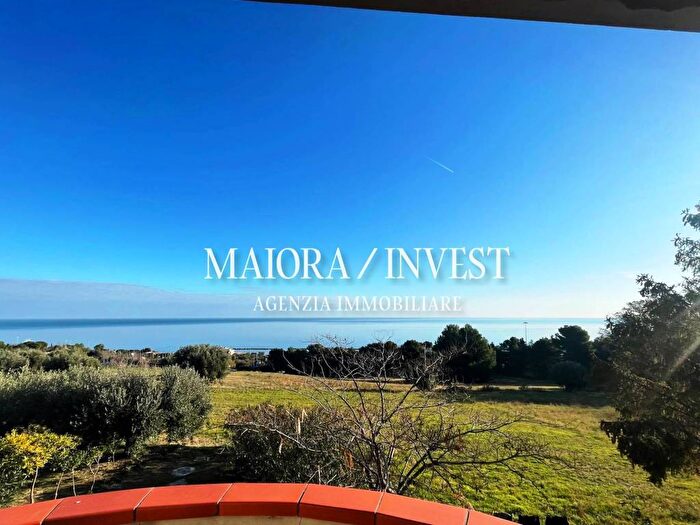 Casa con 6 locali in vendita in contrada marina, Campofilone