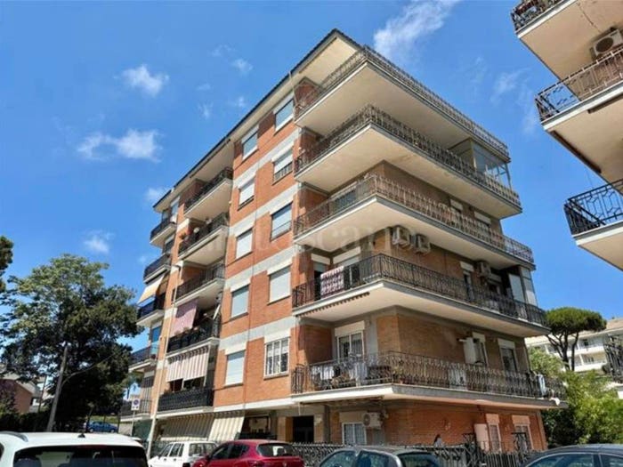 Appartamento trilocale in vendita in Via dell'Olmata, Centro, Nettuno