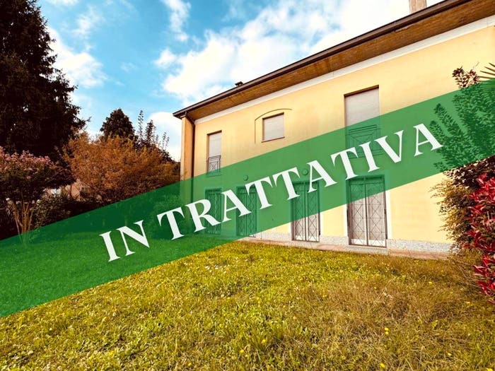 Appartamento trilocale in vendita in Via Leone XIII, Centro, Casatenovo