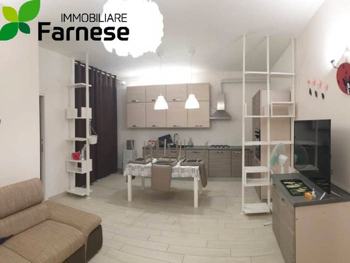 Appartamento trilocale in vendita in Centro, Gropparello