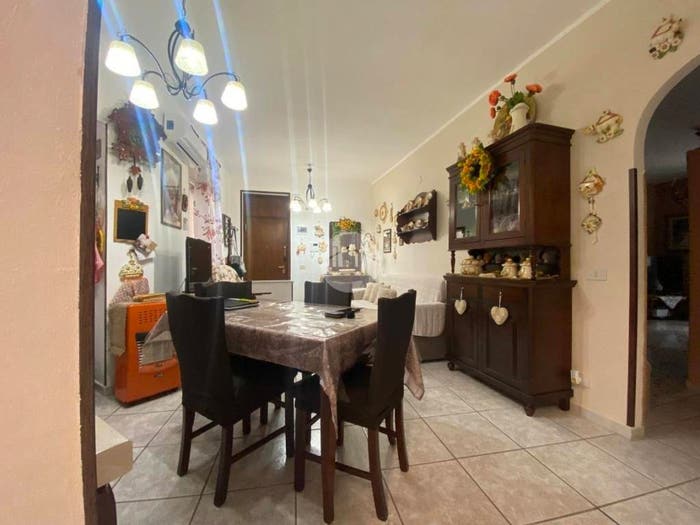 Appartamento trilocale in vendita in Via Buonriposo, Brancaccio, Palermo