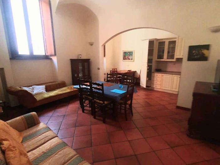 Appartamento trilocale in vendita in Via Taverna Ospedale, Piacenza