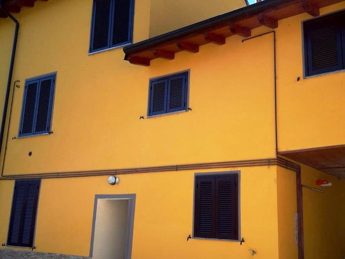 Casa con 6 locali in vendita in Via Cairoli, Ottobiano