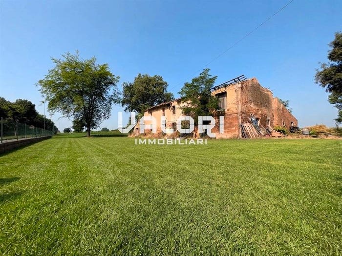 Casa in vendita in Via Granarolo, Faenza