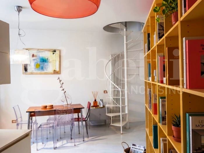 Appartamento monolocale in vendita in via Sebenico, Isola, Milano