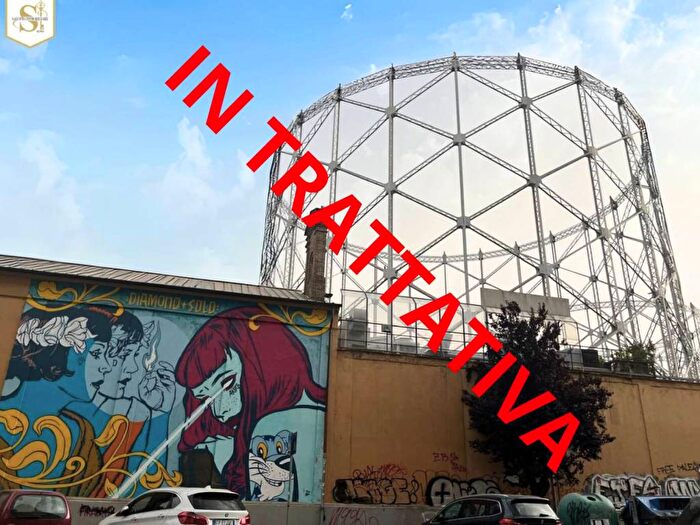 Appartamento trilocale in vendita in Via del Commercio, Ostiense, Roma