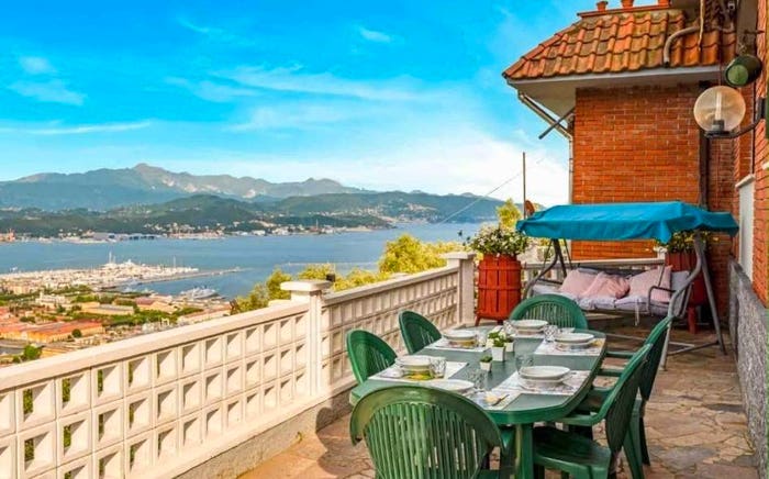 Casa con 6 locali in affitto in Via delle Cinque Terre, Coregna Litoranea, La Spezia