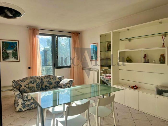 Appartamento quadrilocale in vendita in Via Dante Alighieri, Arancio, Lucca