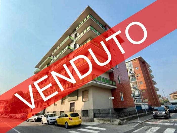 Appartamento trilocale in vendita in Via Roma, Nichelino