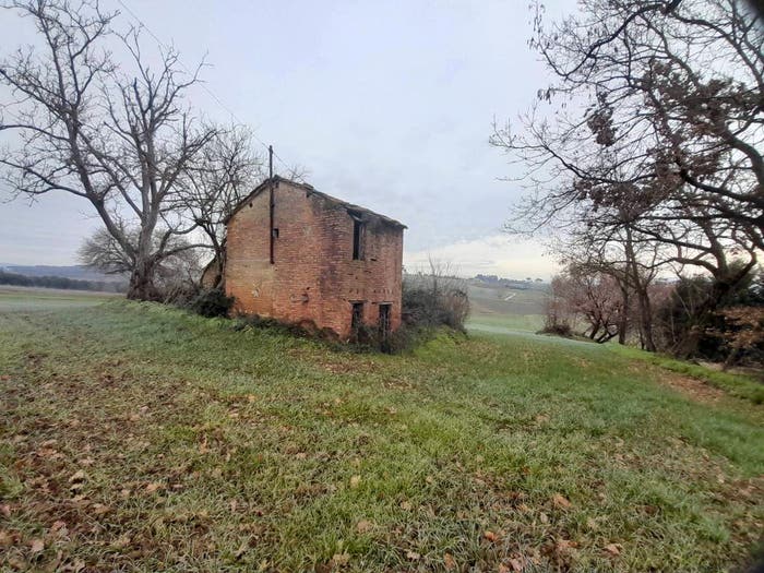 Casa in vendita in Strada BagnaiaBadiola, Castel del Piano Pila, Perugia
