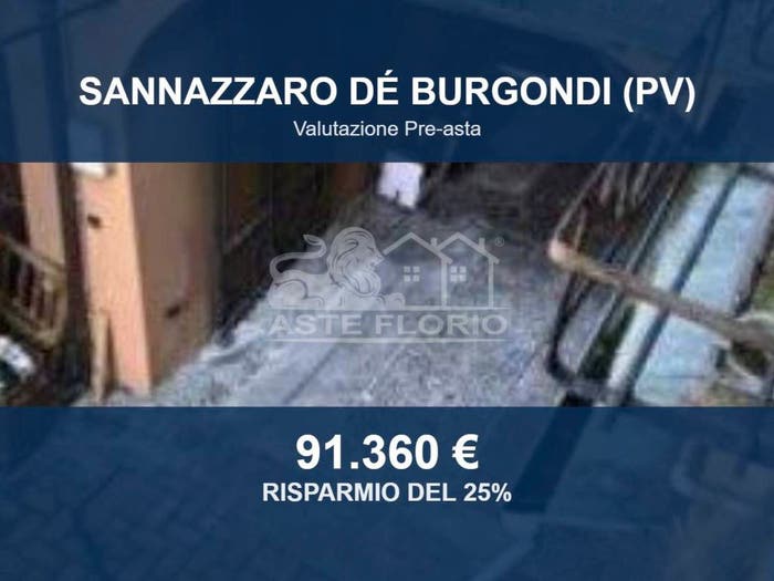 Appartamento con 5 locali in vendita in Via Santissimi Nazzaro e Celso, Centro, Sannazzaro de' Burgondi