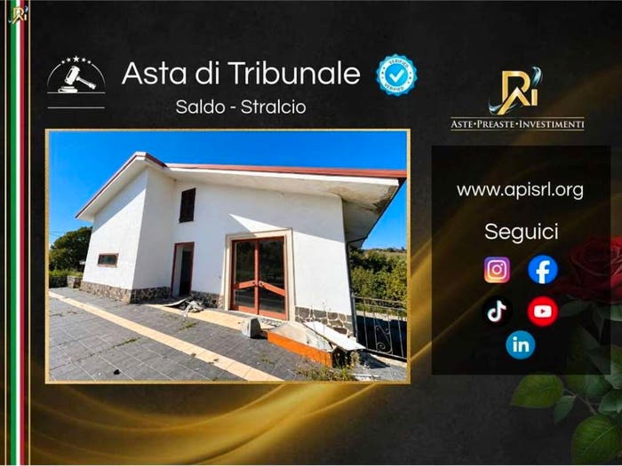 Appartamento con 6 locali in vendita in Contrada Valli snc, Pietrelcina