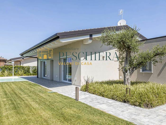 Casa quadrilocale in vendita in Strada Pozzolengo, Ponti sul Mincio
