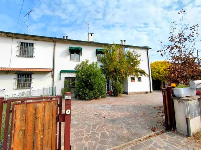 Casa con 6 locali in vendita in Via Borgo Padova, Centro, Malalbergo