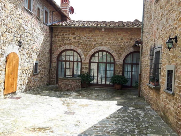 Casa con 6 locali in vendita in Via Vecchia di Pozzolatico, Pozzolatico, Impruneta