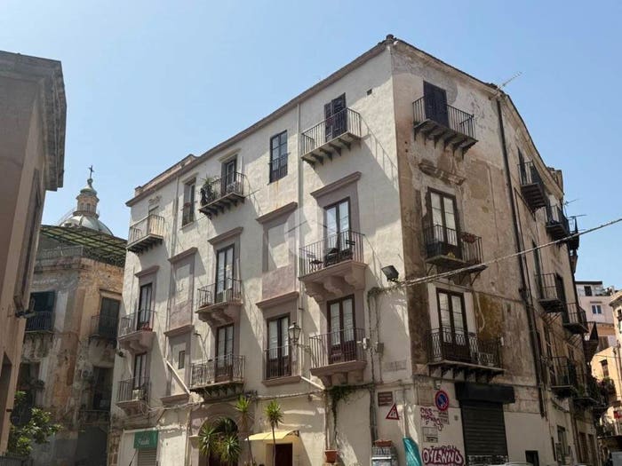 Appartamento trilocale in vendita in Piazza del ponticello, Cassaro, Palermo