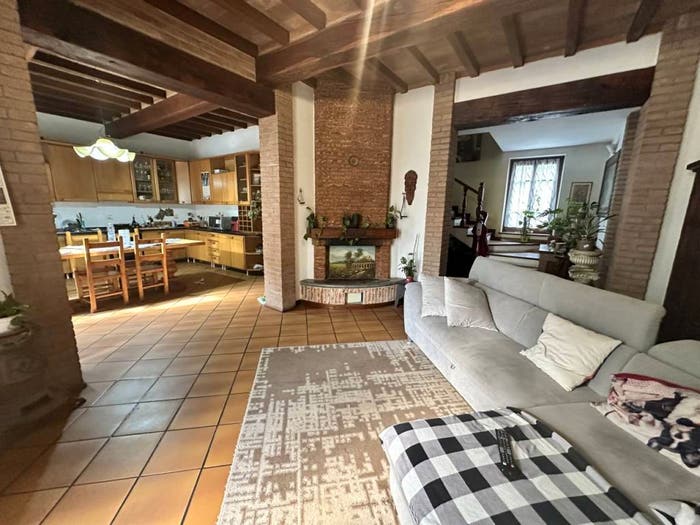 Casa con 6 locali in vendita in Via Santi Olza Po, Olza Fogarole, Monticelli d'Ongina