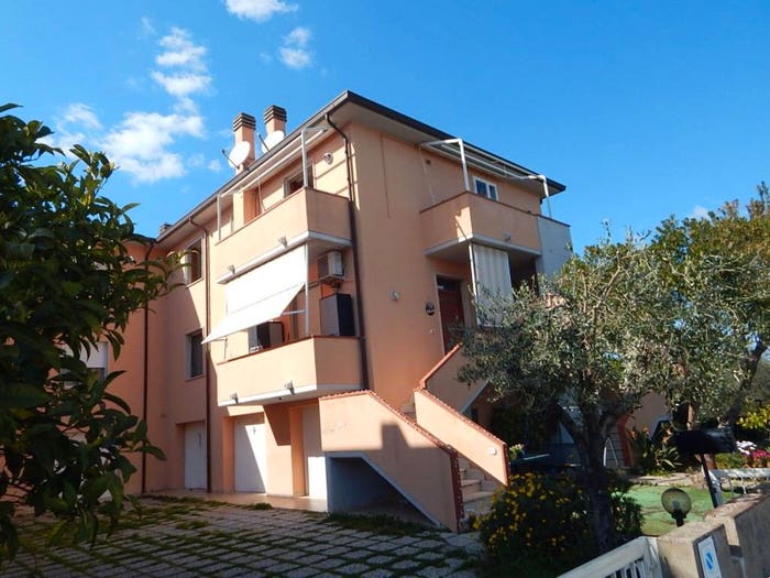 Appartamento quadrilocale in vendita in Via Salvo D'Acquisto, Donoratico, Castagneto Carducci