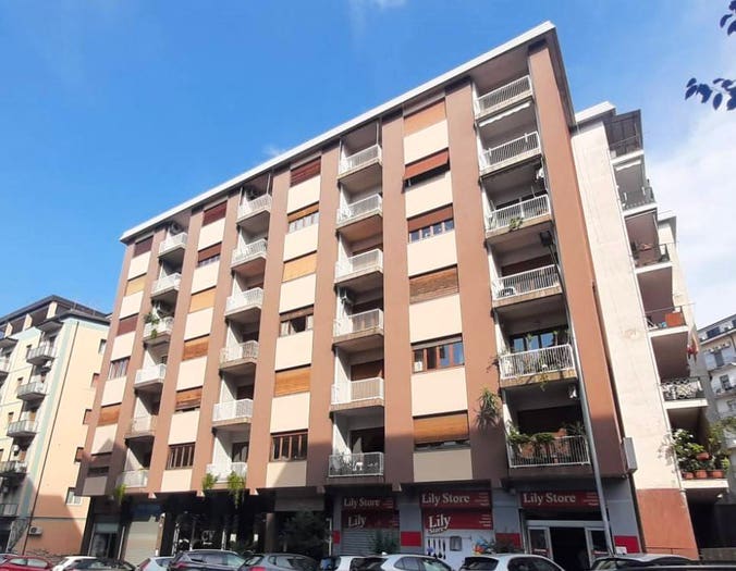 Appartamento con 5 locali in vendita in Via Nicola Serra, Centro, Cosenza