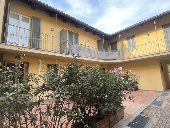 Appartamento bilocale in vendita in Via Giuseppe Mazzini, Borgonovo, Neive