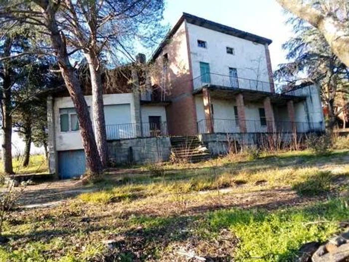 Casa con 6 locali in vendita in Via Del Tesoro, Vecchiazzano Ospedale, Forlì