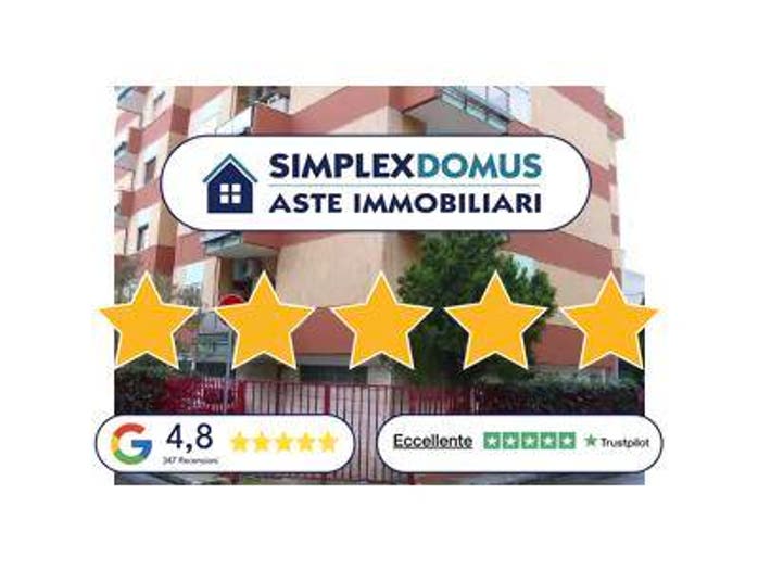 Appartamento con 5 locali in vendita in Via Gorizia, Centro, Massafra