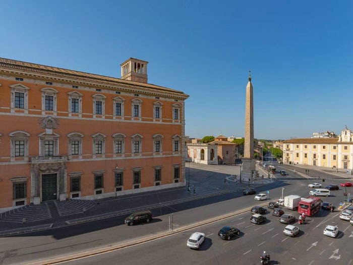 Appartamento quadrilocale in vendita in Piazza di San Giovanni in Laterano, San Giovanni, Roma