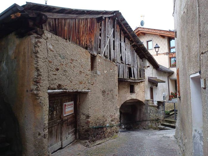Case in Vendita e in Affitto - 2