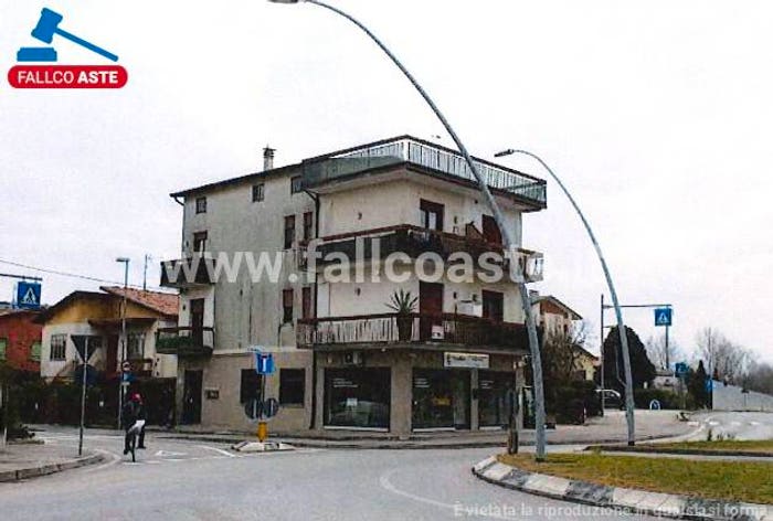 Appartamento in vendita in Via Ponziani Camposampiero PD Italia, Centro, Camposampiero