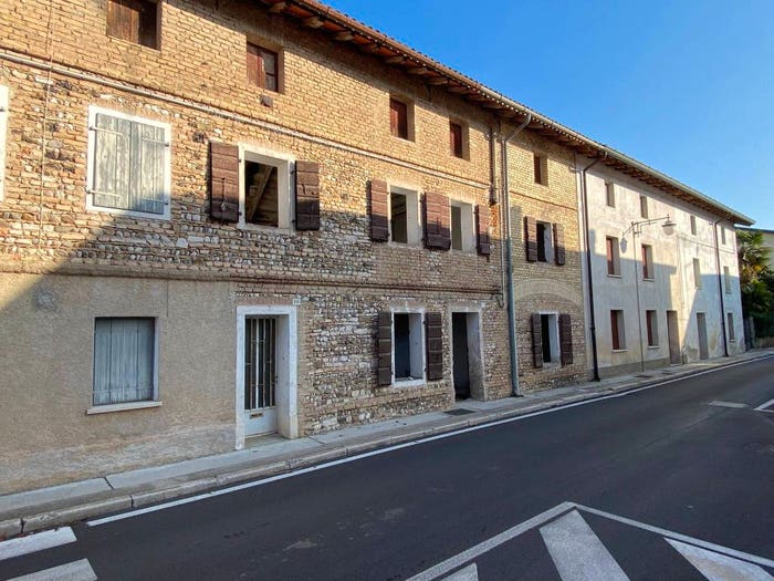 Casa con 5 locali in vendita in Via Dante Alighieri, Rivignano, Rivignano Teor