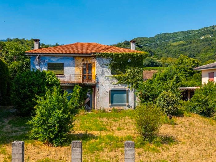 Casa quadrilocale in vendita in Via Roma, Centro, Roncà